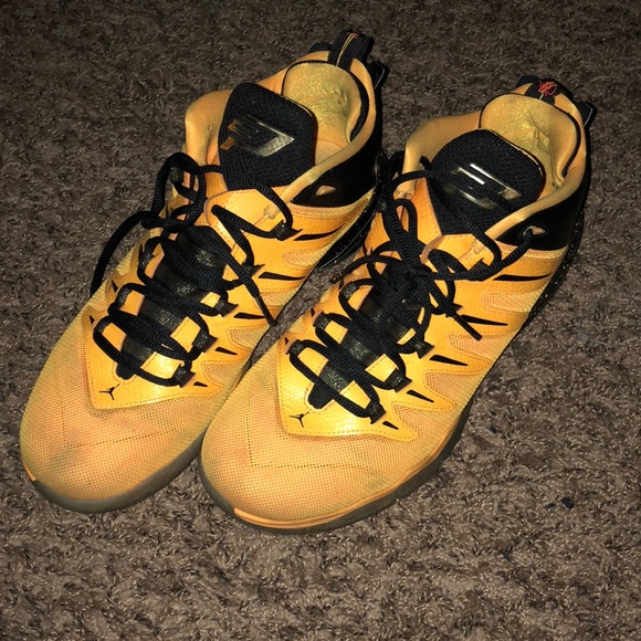 Jordan CP3 - Picture 1 of 4